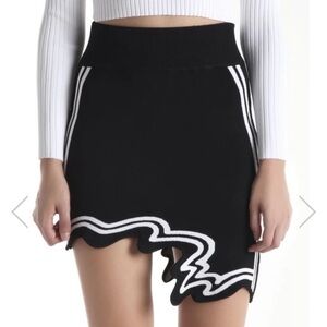 PH5 Black and White Wavy Skirt